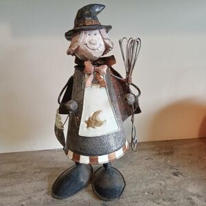 Vintage Halloween Metal Witch Spring-loaded
